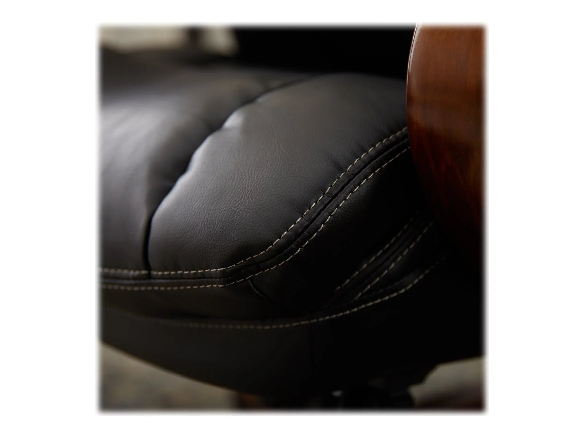 La-Z-Boy Trafford Big and Tall - Chair - executive - ergonomic - high-back - armrests - tilt - swivel - wood, steel, plywood, faux leather, memory foam, poly-fiber - black