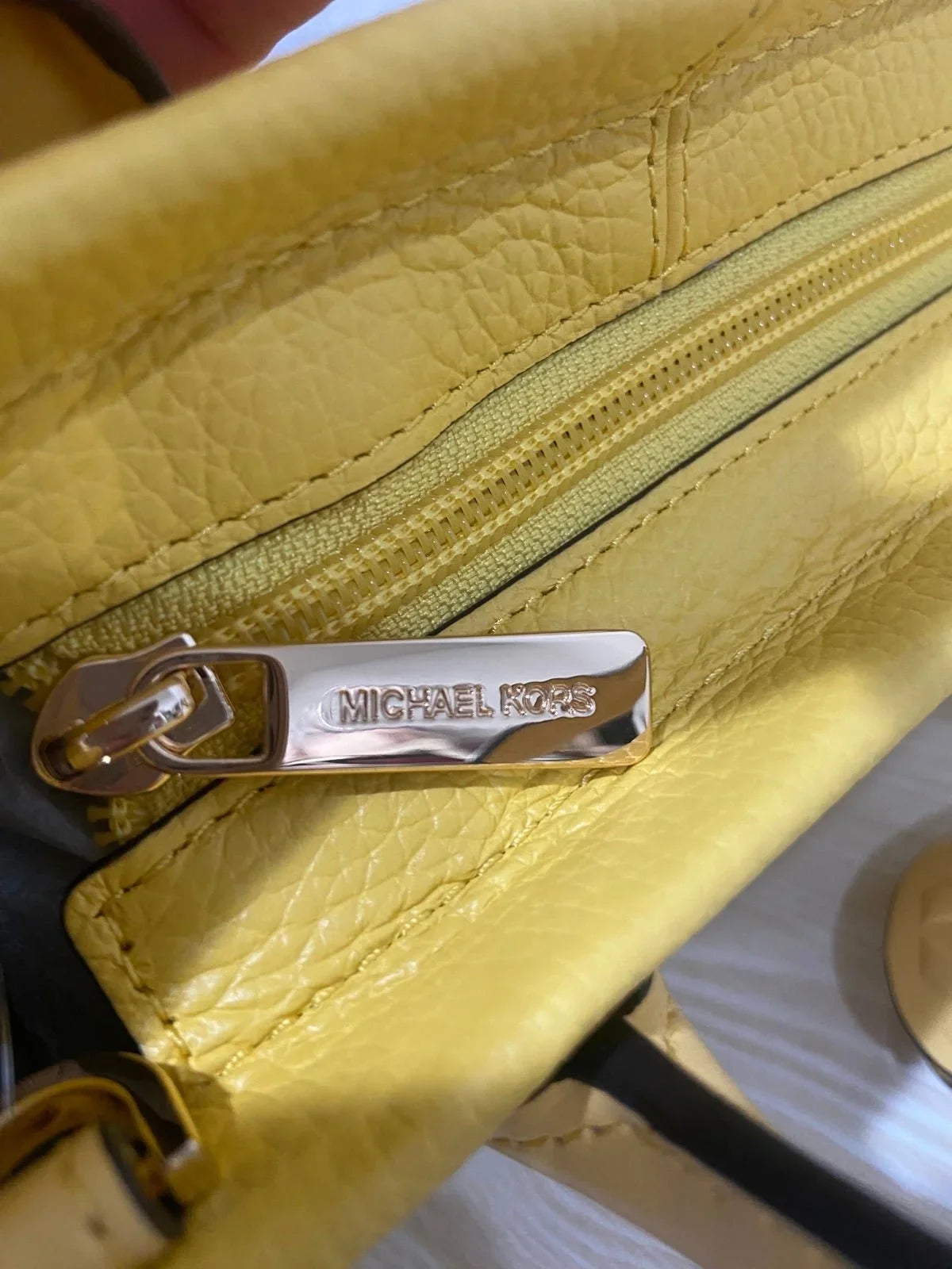 Michael Kors Sizemall Daffodil Mirella Tote