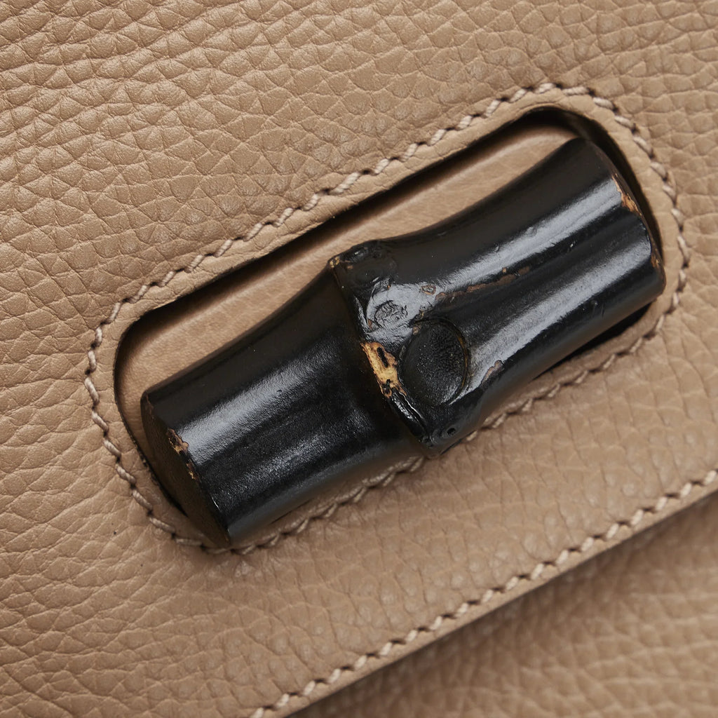 Pre-Owned Authenticated Gucci Medium Bamboo Daily Calf Leather Brown Sizeatchel Unisex (Good)