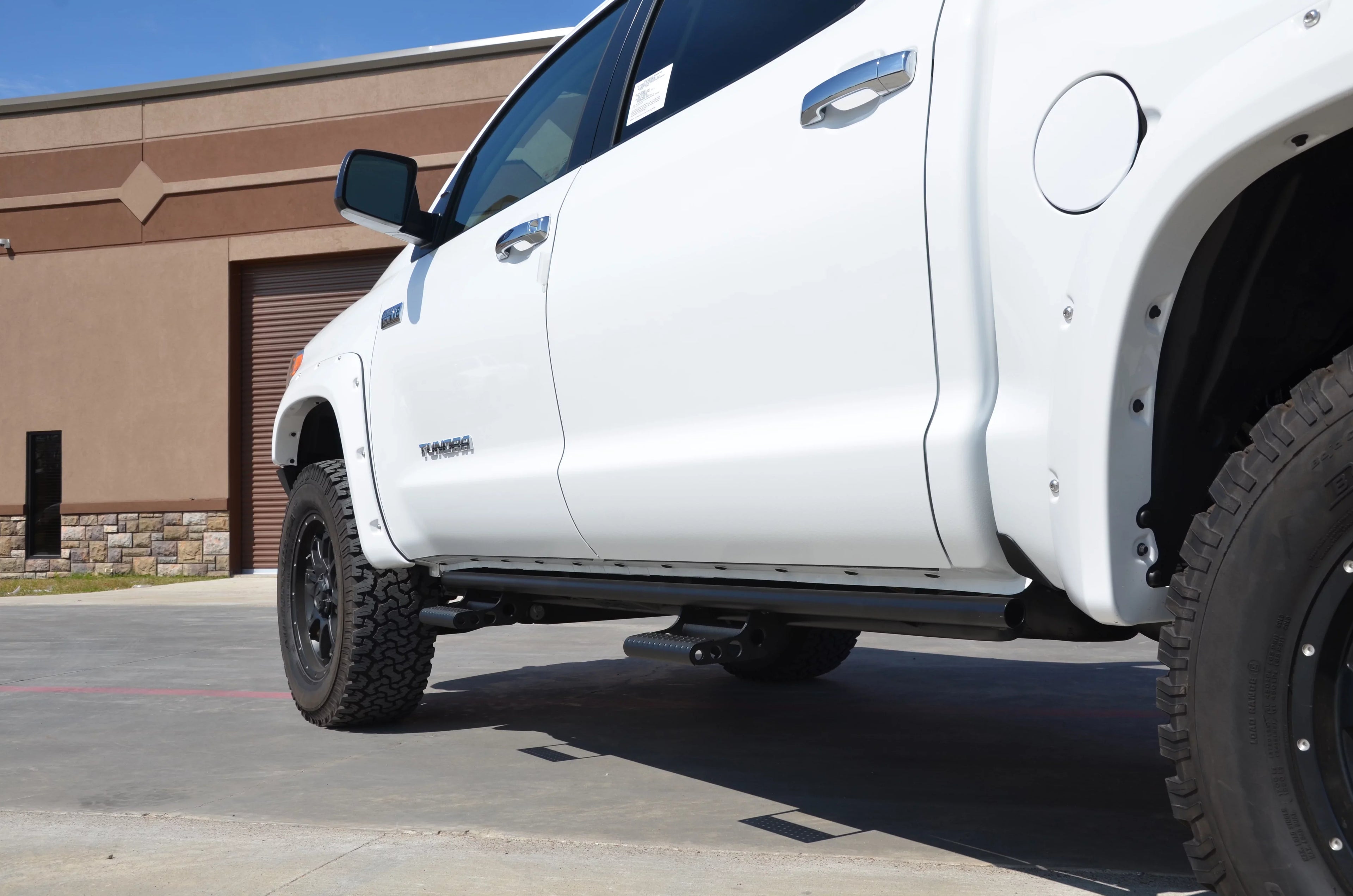 N-Fab by RealTruck Rkr Rails | Textured Black | T074Rkrcc | Compatible with 2007-2021 Toyota Tundra Crewmax All Beds, SizeRW Gas