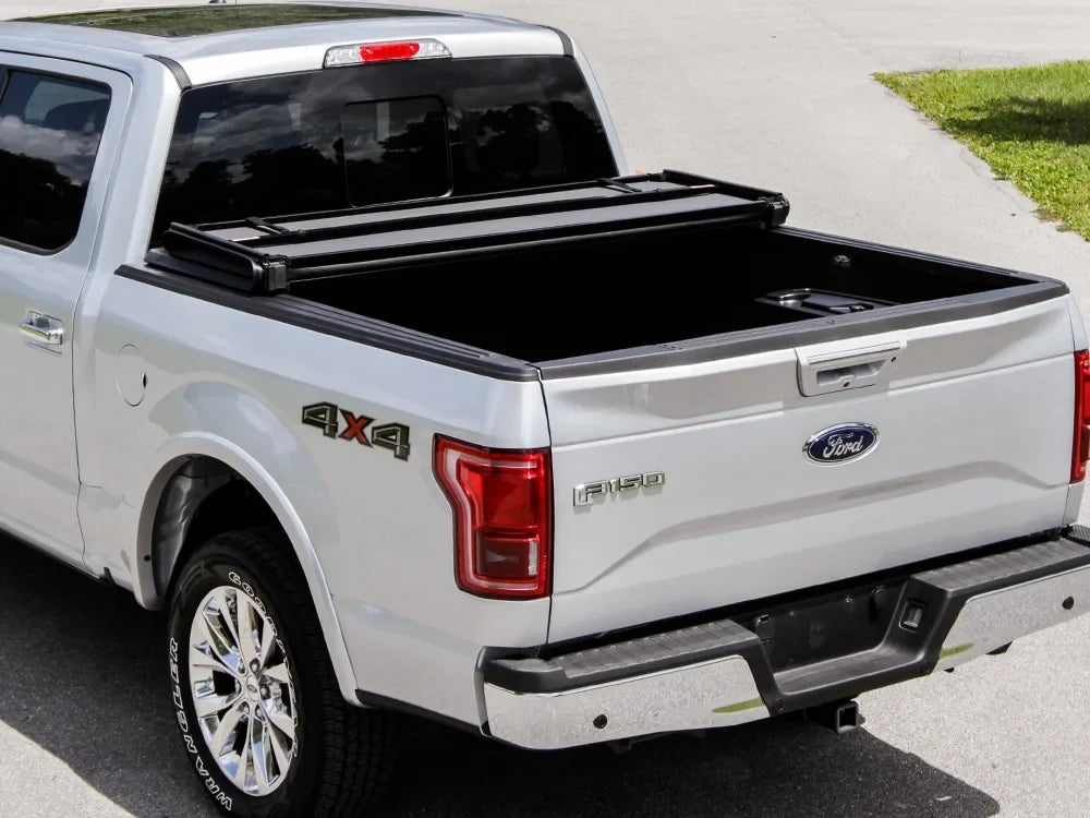 Gator Hybrid Hard Folding Vinyl Tonneau Truck Bed Cover 2014-2018 Toyota Tundra 6.5 Ft Bed w/o Deck Sizeystem