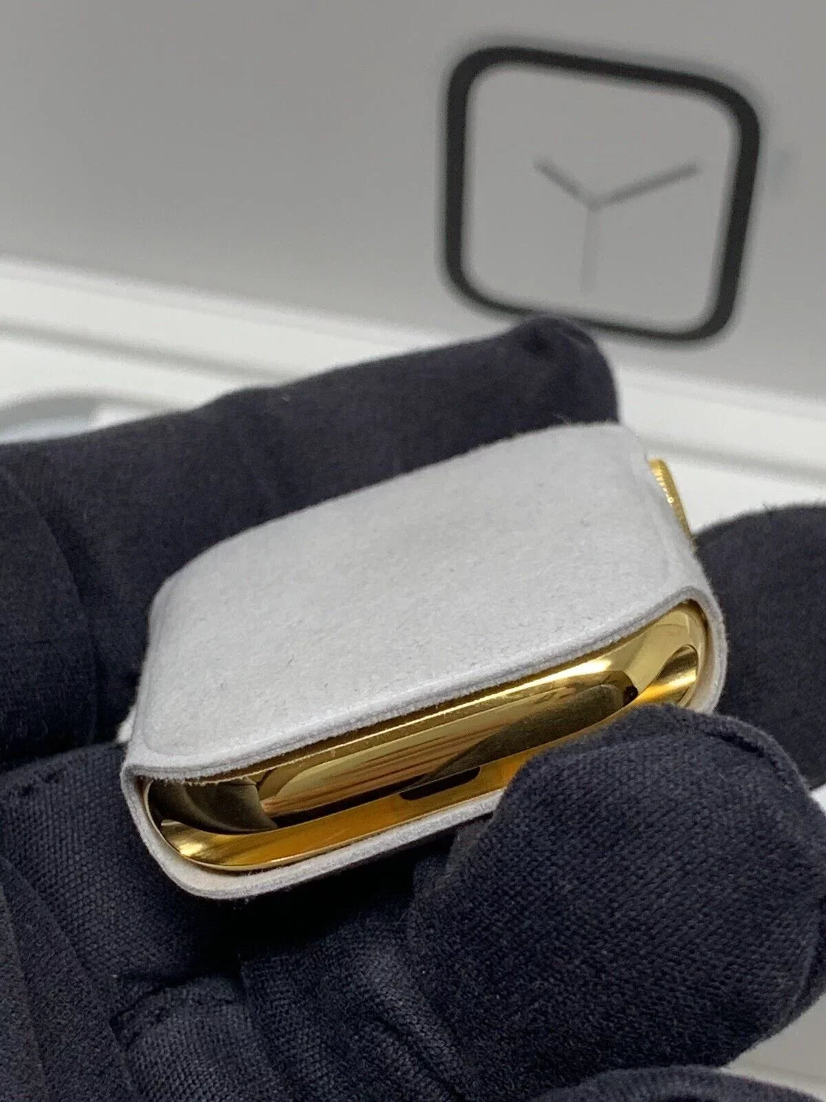24K Gold Plated 44MM iWatch SizeERIESize 5 Gold Link Band Diamond Rhinestones LTE