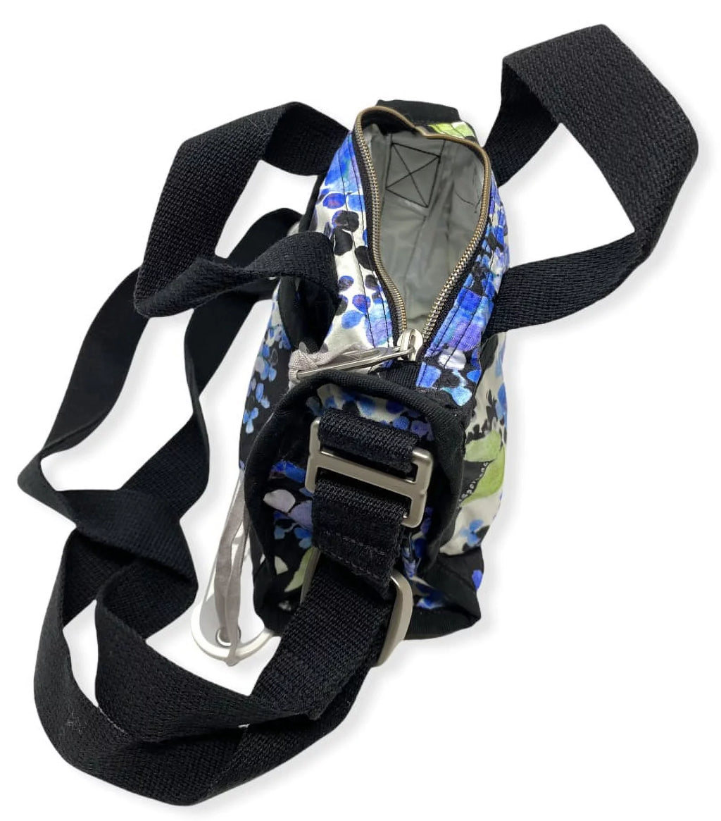 LeSizeportsac Essential Mini Weekender Crossbody Bag in Flower Cluster