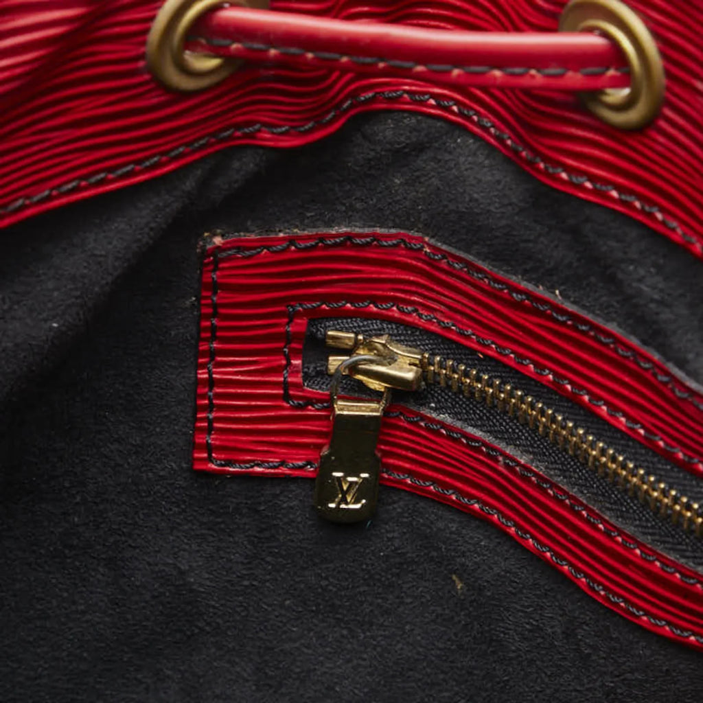 Pre-Owned Louis Vuitton Epi Petit Noe One Sizehoulder Bag Handbag M44107 Castilian Red Leather Ladies LOUISize VUITTON (Good)