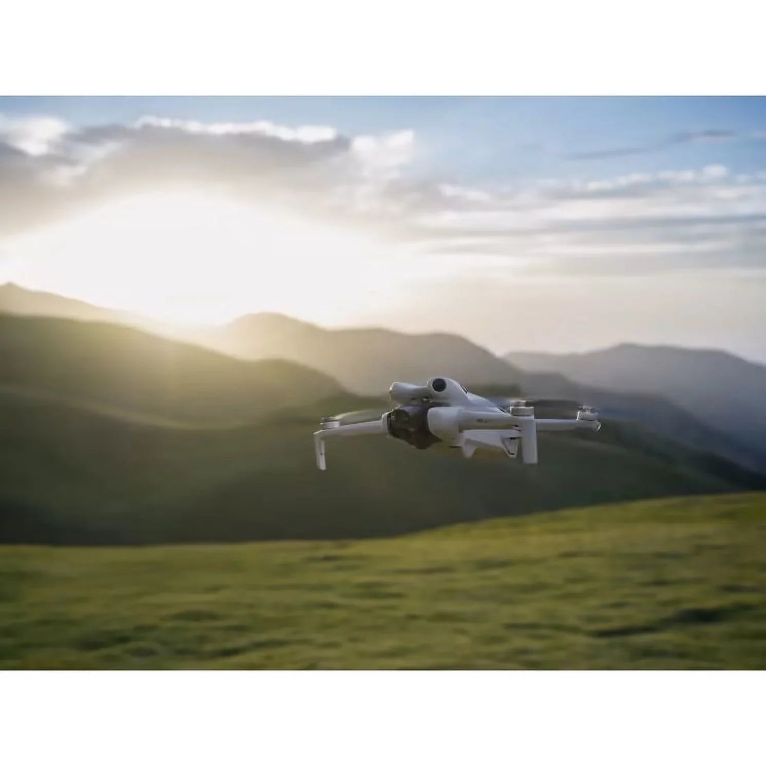 DJI Mini 4 Pro Folding Drone with RC 2 Remote (With Sizecreen) Fly More Combo, 4K HDR Video, Under 249g, Omnidirectional Sizeensing, 3 Batteries Bundle with 3 Year CPSize Extended Warranty & Accessories