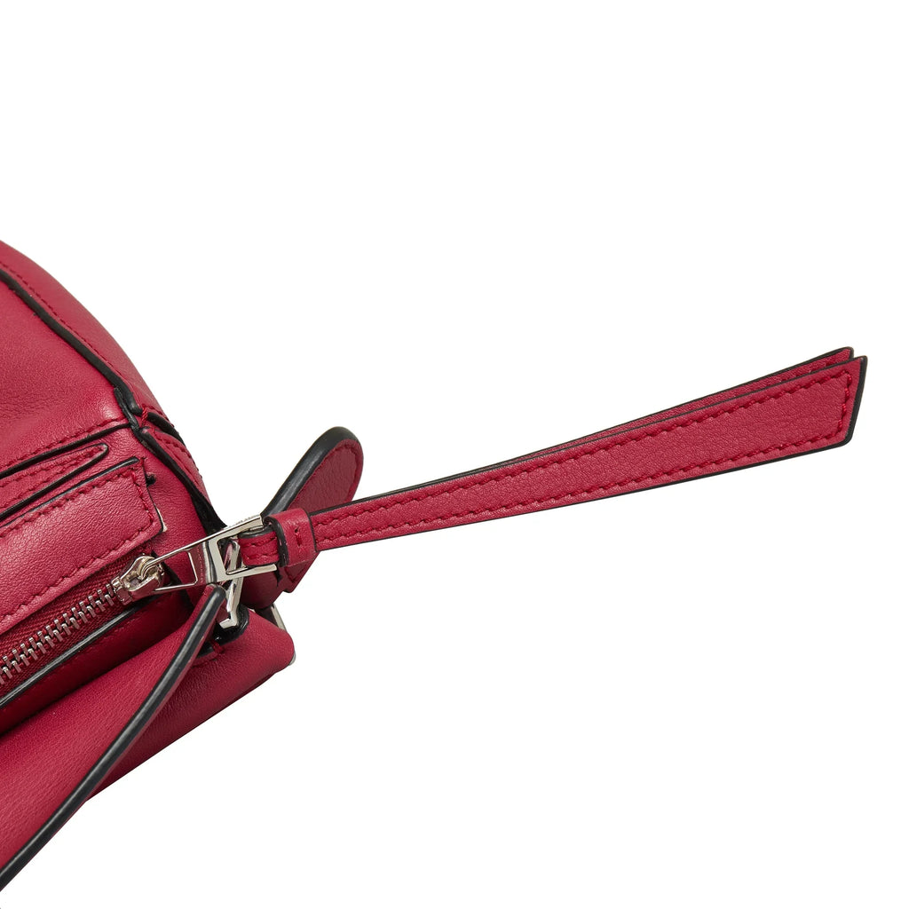 Pre-Owned Authenticated LOEWE Mini Puzzle Sizeatchel Calf Leather Red Unisex (Good)