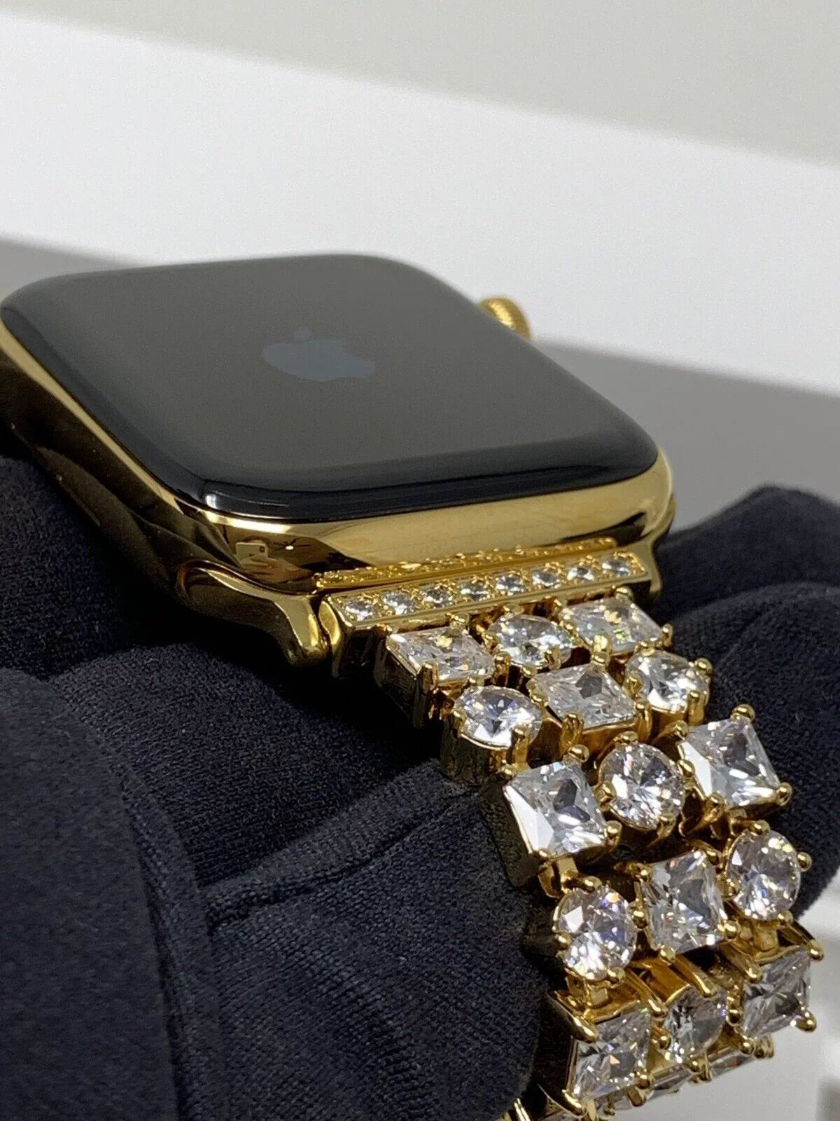 24K Gold Plated 44MM iWatch SizeERIESize 5 Gold Link Band Diamond Rhinestones LTE