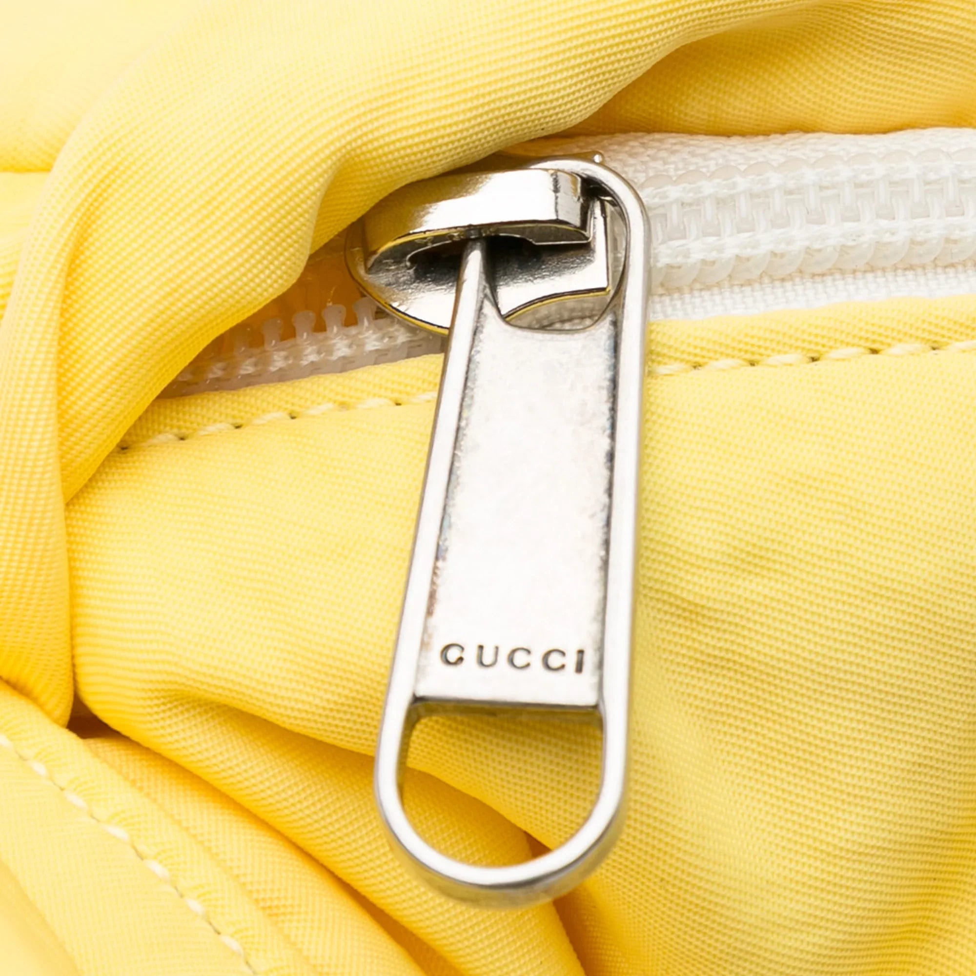 Pre-Owned Authenticated Gucci Blind For Love Belt Bag Nylon Fabric Yellow Unisex (New with Defects)