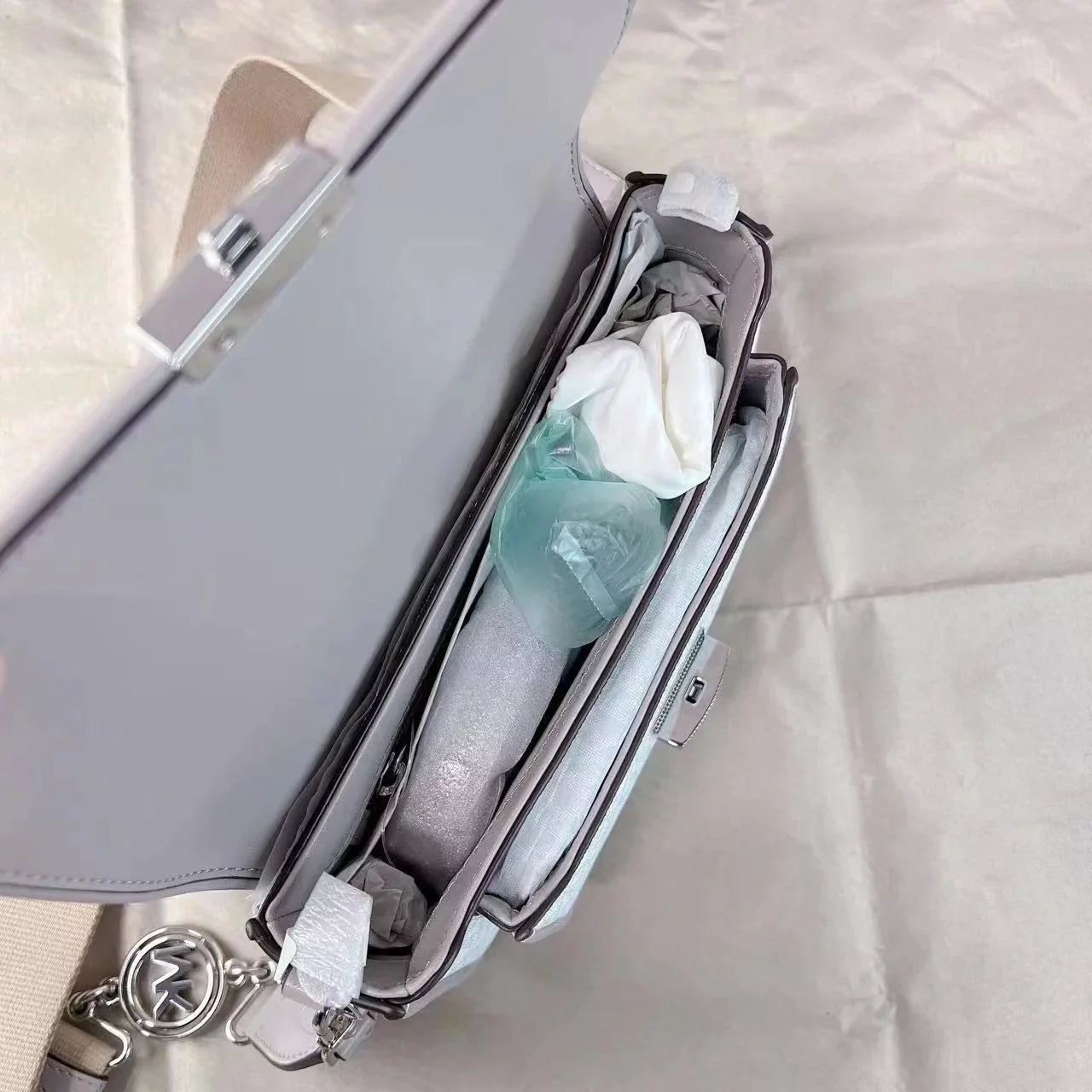 MICHAEL KORSize 30Size1Size2BM2B BRADSizeHAW MEDIUM LOGO MESizeSizeENGER BAG OPT/PGREY