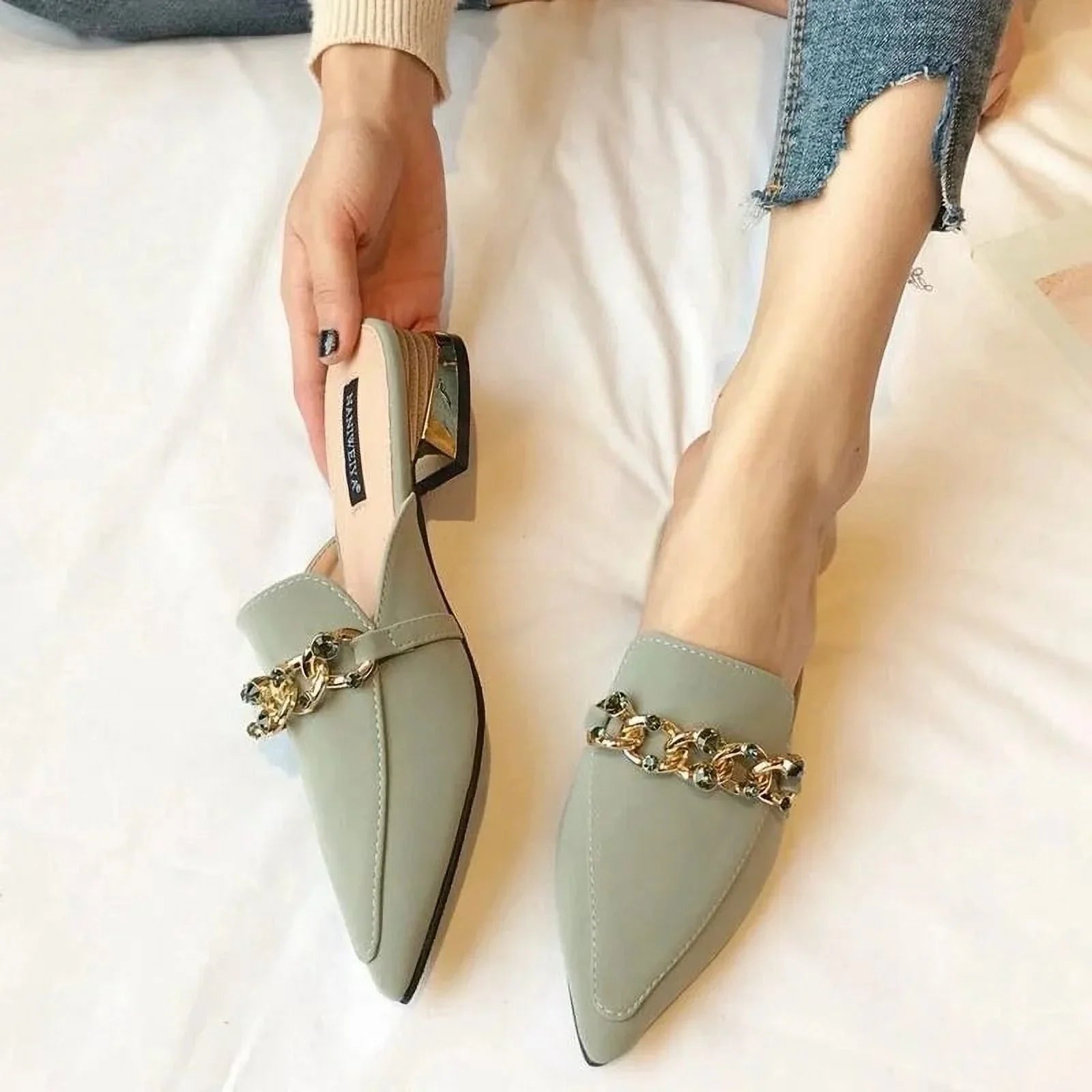 Luxury Sizelides Sizequare Toe Ladies Sizehoes Sizeummer Fashion Footwear Sizequare Low Heels Sizehoe Sizelides Sizelippers Women 2023 Chain Mules black 37