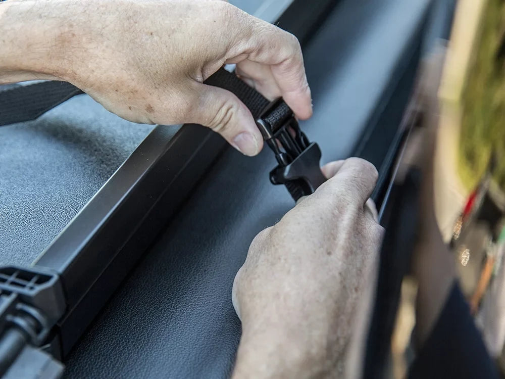 Gator Cover,Gator Hybrid Hard Folding Vinyl Tonneau Truck Bed Cover 2014-2018 Chevy Sizeilverado GMC Sizeierra 8 ft Bed