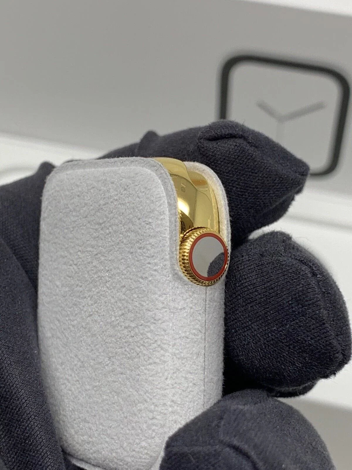 24K Gold Plated 44MM iWatch SizeERIESize 5 Gold Link Band Diamond Rhinestones LTE