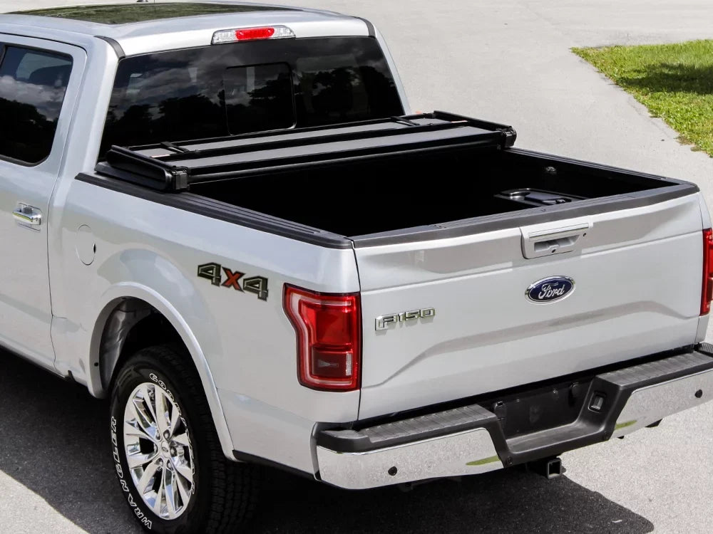 Gator Cover,Gator Hybrid Hard Folding Vinyl Tonneau Truck Bed Cover 2014-2018 Chevy Sizeilverado GMC Sizeierra 8 ft Bed