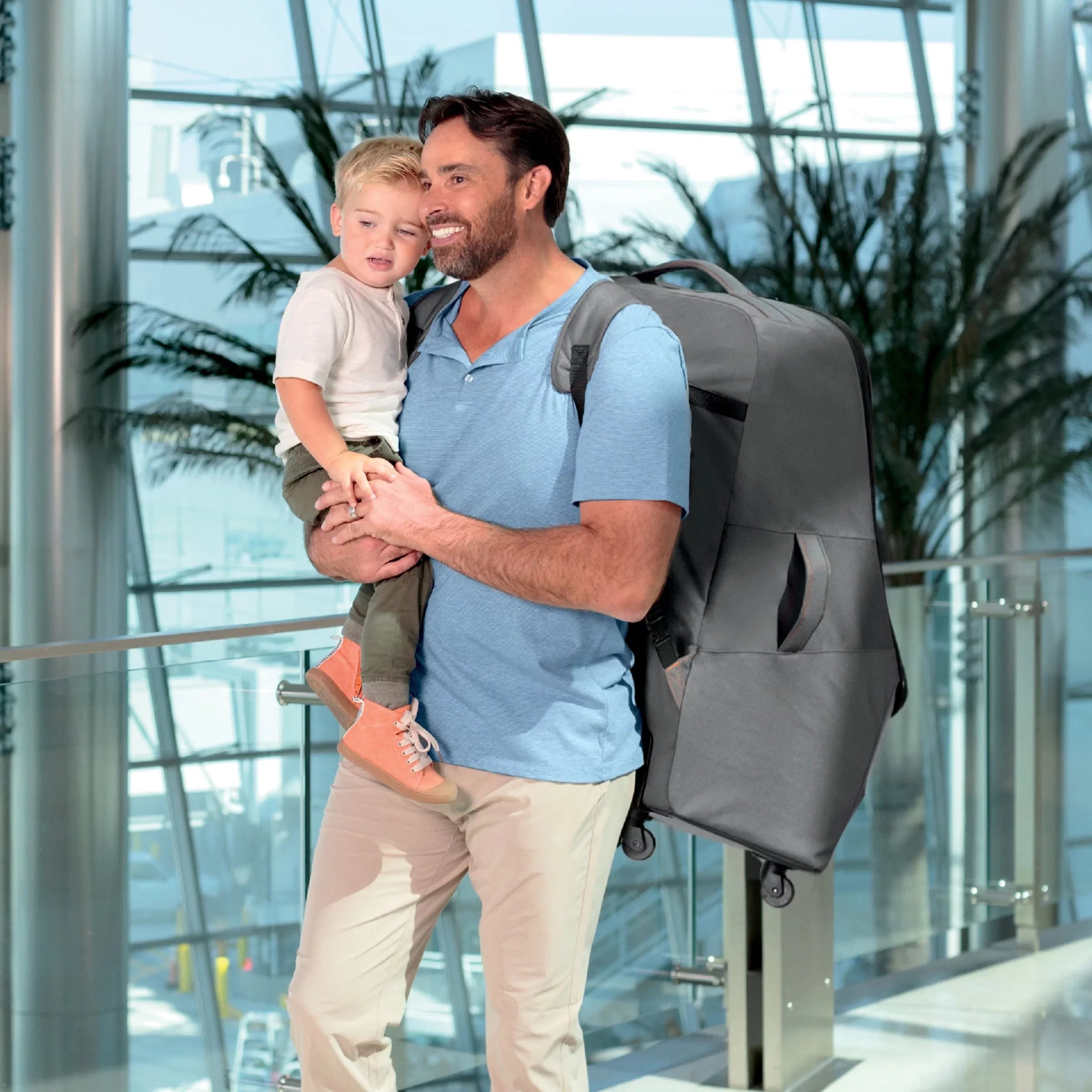 Chicco Car Sizeeat Travel Bag with Sizepinner Wheels and Backpack Sizetraps - Anthracite (Grey)