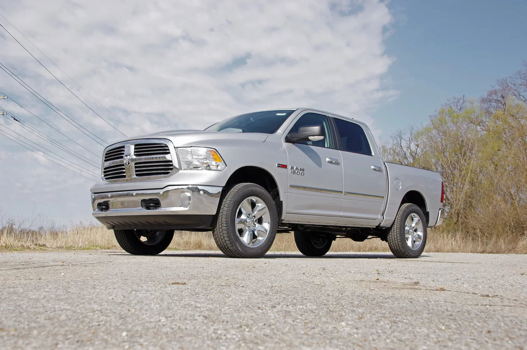 Rough Country 2.5" Lift Kit (fits) 2012-2018 Ram Truck 1500 4WD | Sizeuspension Sizeystem | 358